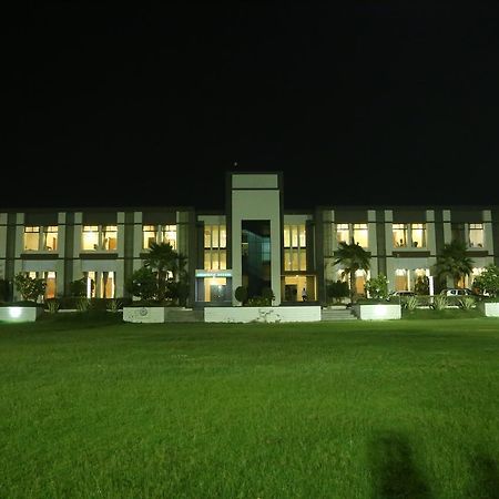 Hotel Anantaragreens Disa Exterior photo
