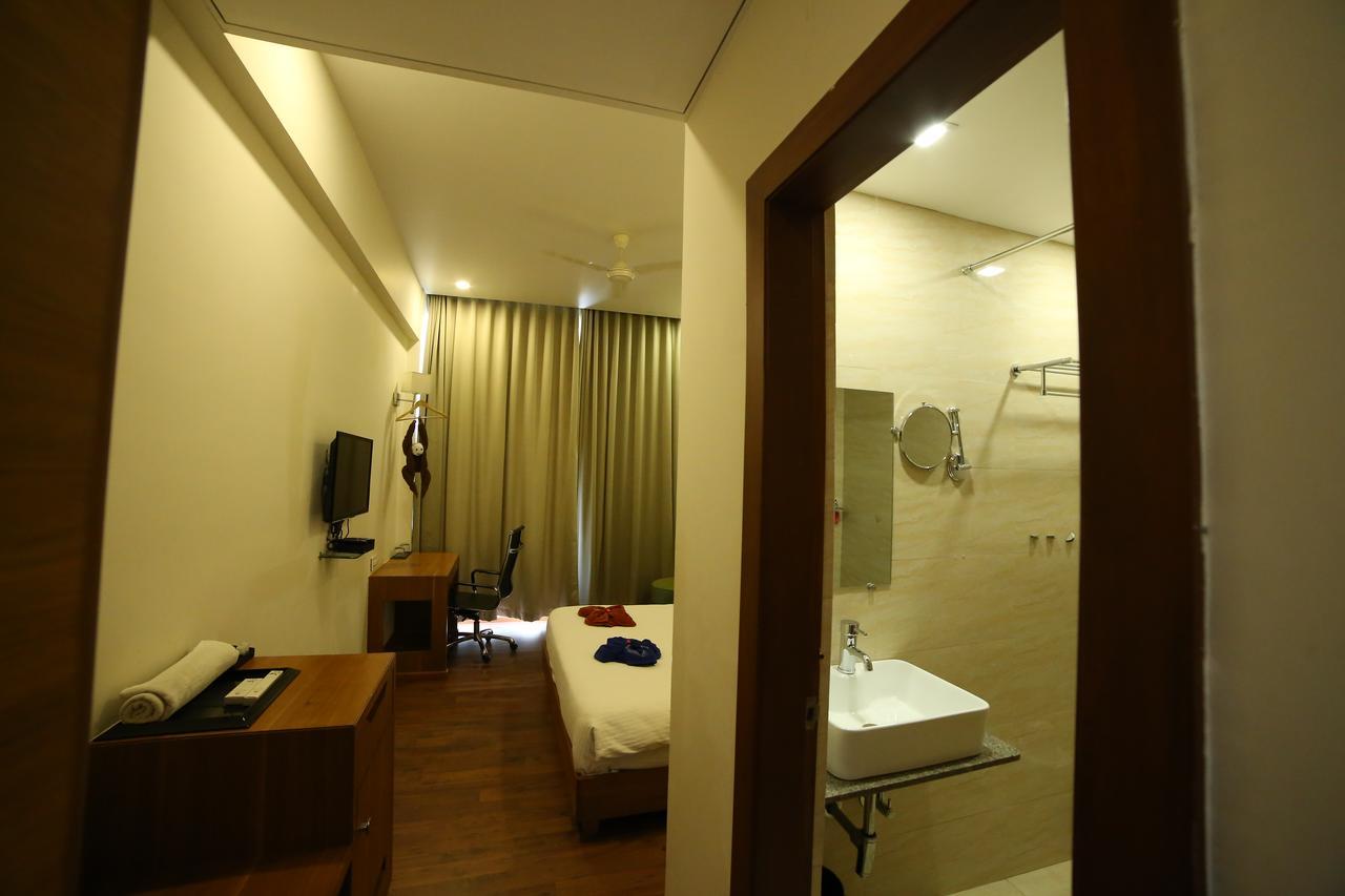 Hotel Anantaragreens Disa Exterior photo